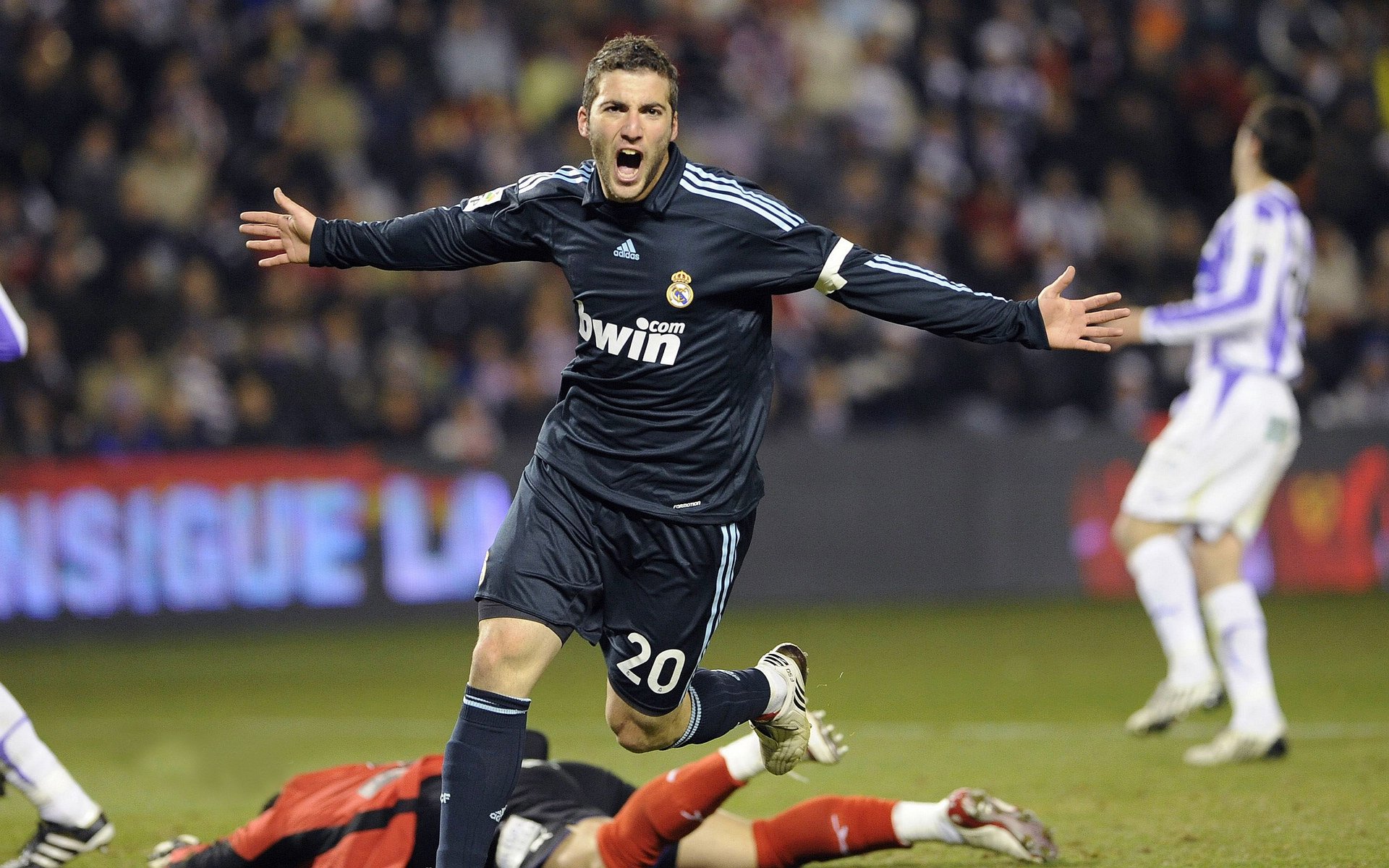 冈萨雷斯:珍惜在马竞的每一刻坚韧不拔全力以赴,冈萨雷斯比赛视频